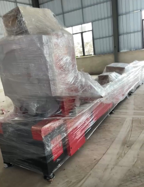Dernières solutions de l'entreprise Mingzhou Intelligence a expédié une autre machine de coupe de tubes à queue courte à carte mobile BNL-160Y.