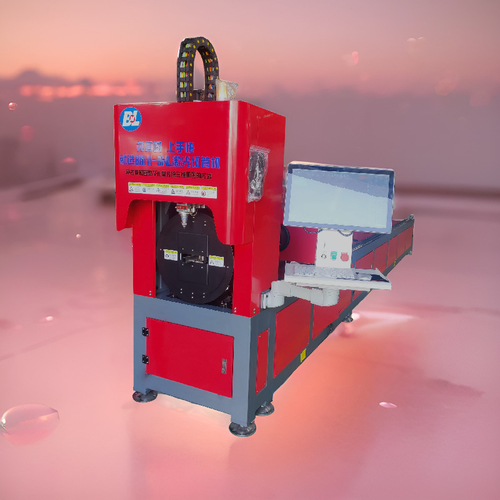 Dernières nouvelles de l'entreprise Caractéristique de la machine de découpe de tubes métalliques au laser à fibre