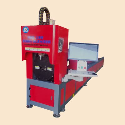 Un buon prezzo. Tagliatore di tubi laser CNC 6000W per tubi metallici con precisione ± 0,02 mm in linea