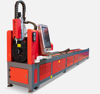 Robot de découpe au laser à haute vitesse 3D de tubes à découpe au laser monté sur le côté